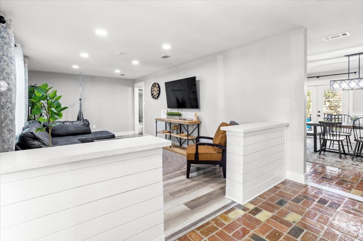 Ranch Home Gem 5Br Home Sleeps 12 With Game Room 걸프포트 외부 사진