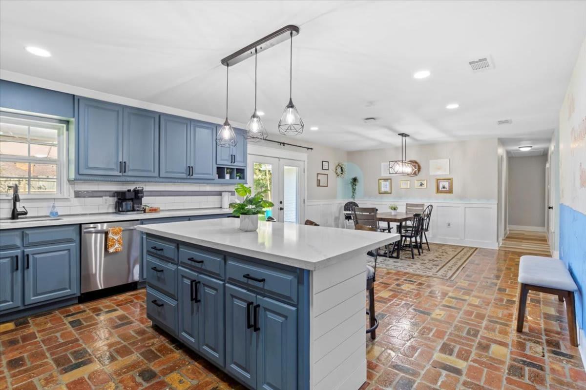 Ranch Home Gem 5Br Home Sleeps 12 With Game Room 걸프포트 외부 사진